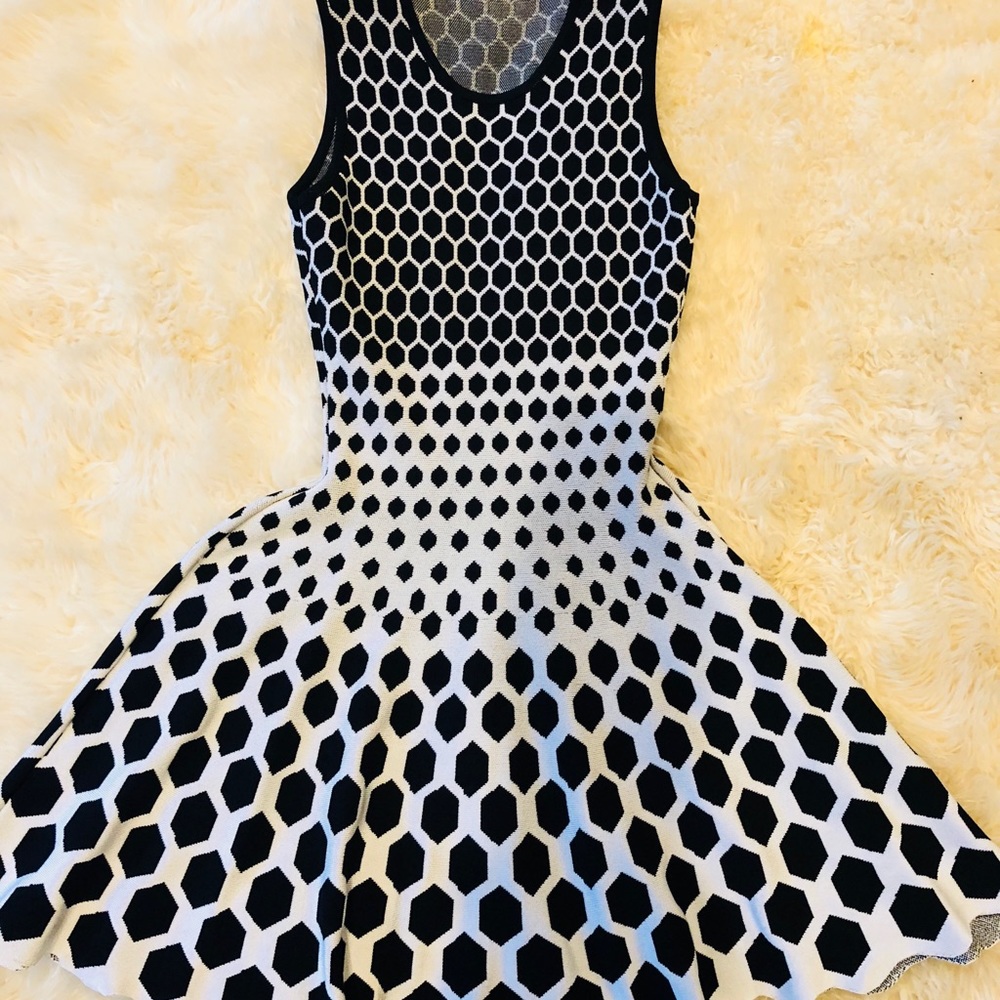 Honeycomb stretch dress
